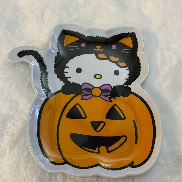 Hello Kitty Melamine Halloween Snack Platter NEW - Picture 2 of 6